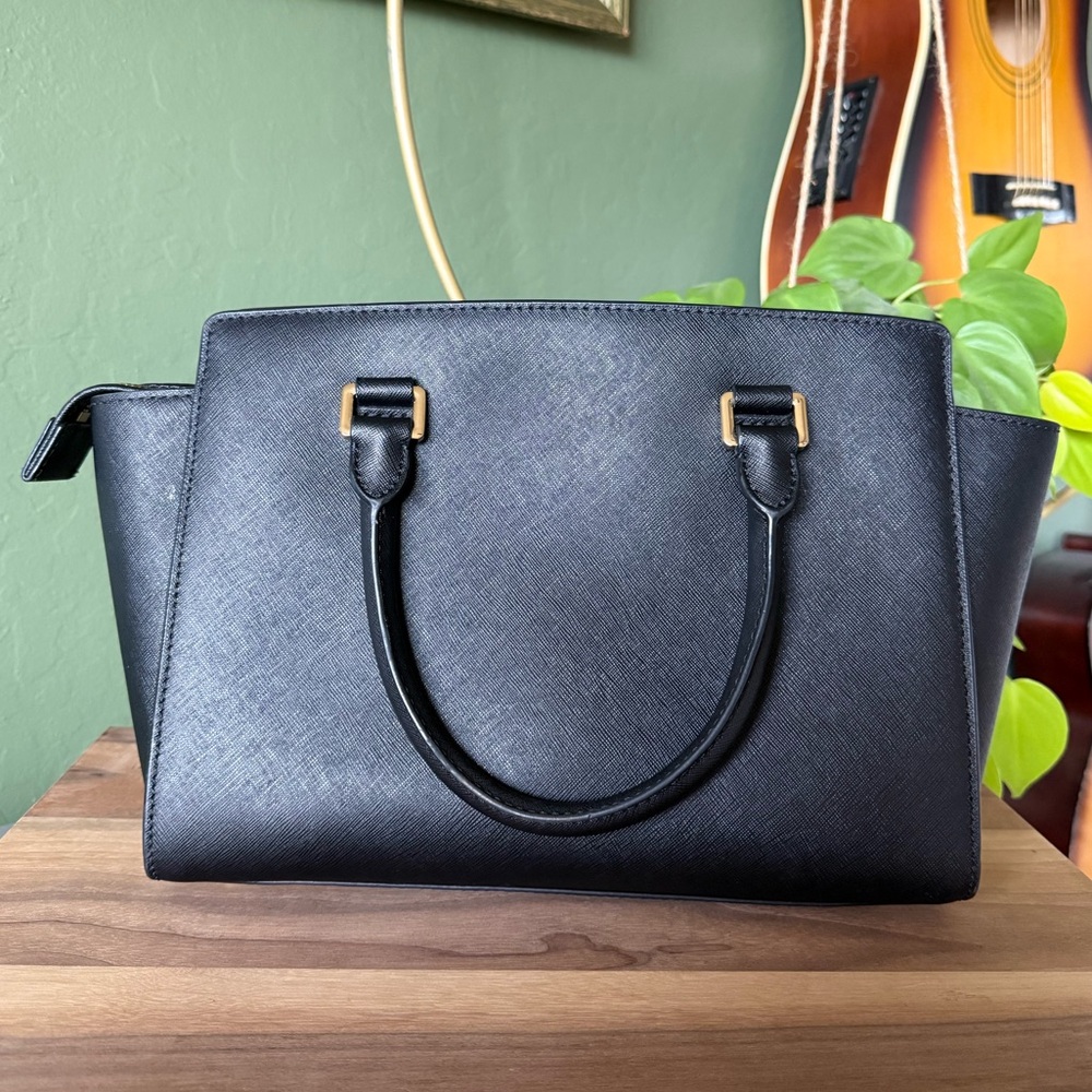 Michael Kors Selma Medium Saffiano Leather Satchel- Black & Gold - Picture 2 of 13